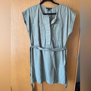 Banana Republic linen dress